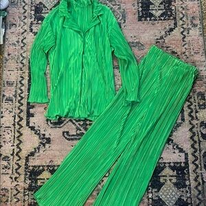 Vibrant Green Pleated 2 Piece Set
